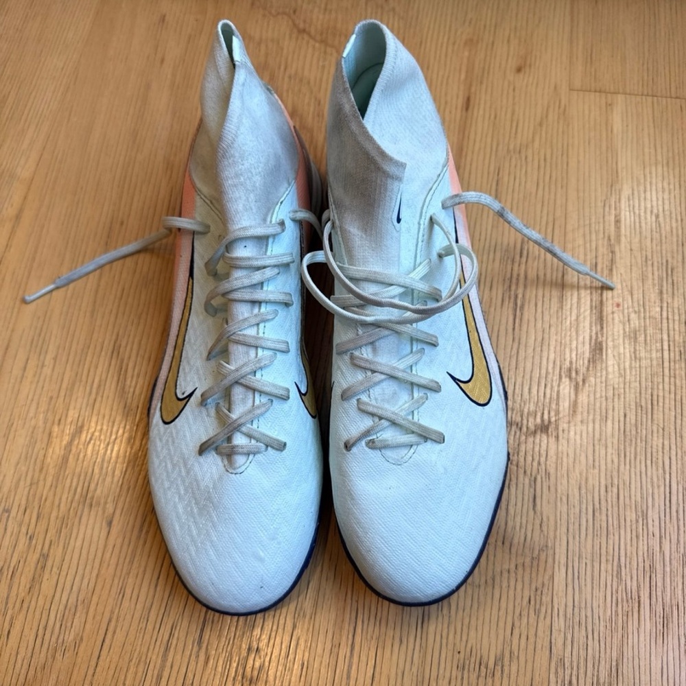 Indoor Nike White Soccer Cleats